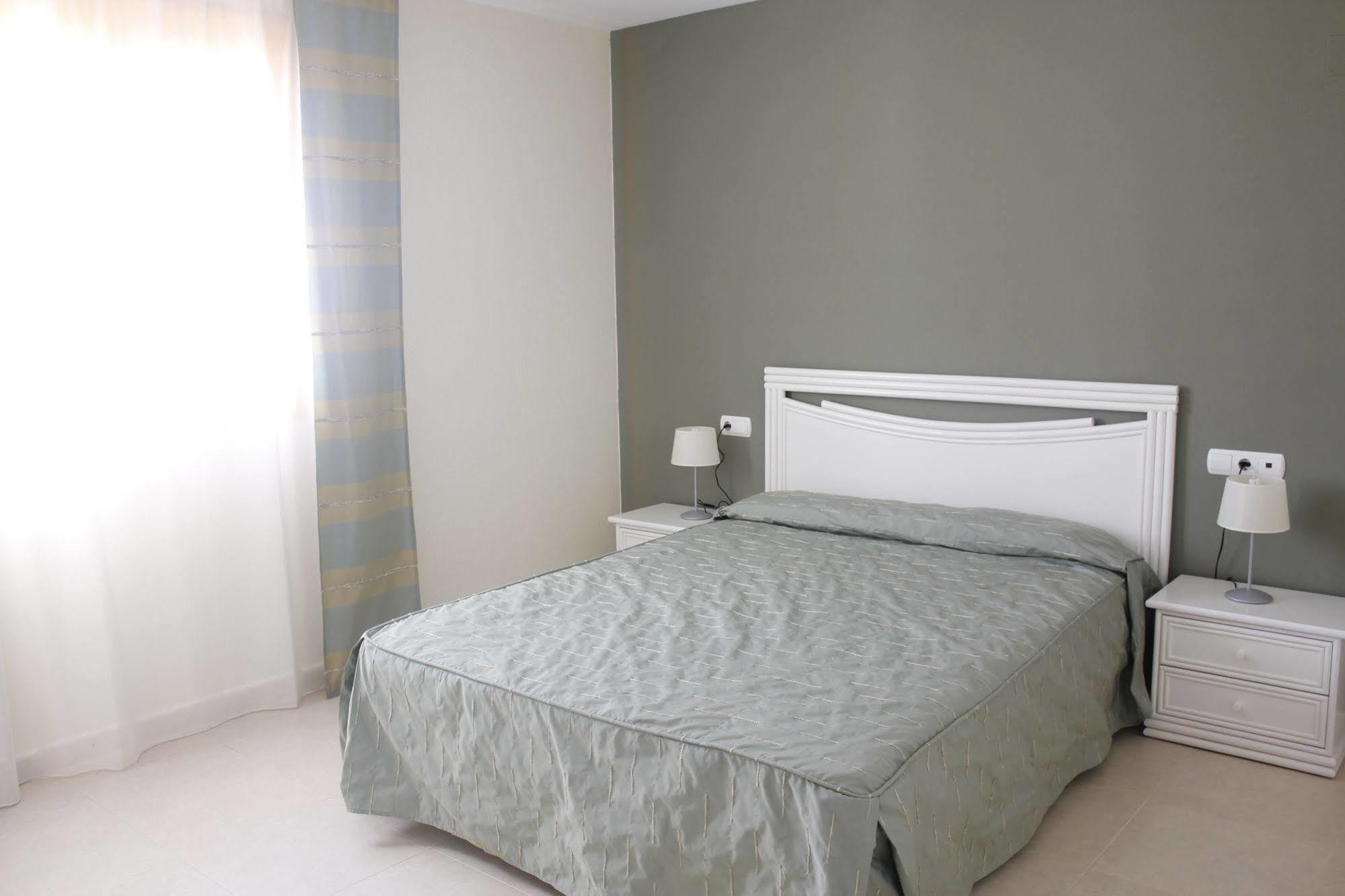 Apartamentos Ambar Beach Unitursa Calp Exterior foto
